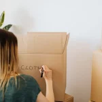 How to Compare House Removal Prices in the UK